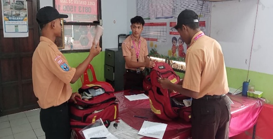 Siswa Selesaikan PKL di PMI Tarakan, Pertajam Skill Kemanusiaan dan Medis Terapan